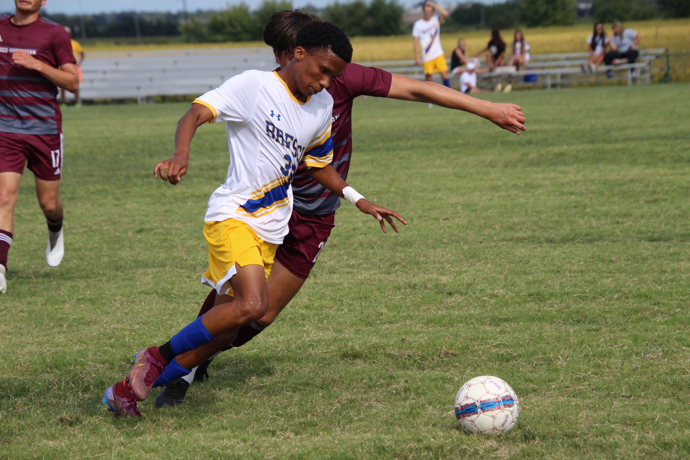 Men's Soccer Wins in Senior Day Thriller